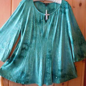 NWT!! Sami &Jo XL Shades of Green Top with Sequin Embroidery and BLING